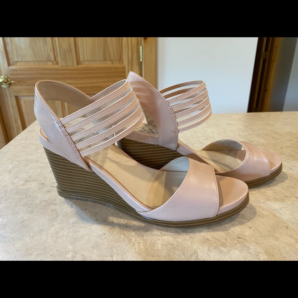 Blush dress Sandals